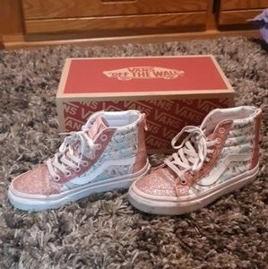 Girl Van's size 12.5 super cute & unique 🦄💕